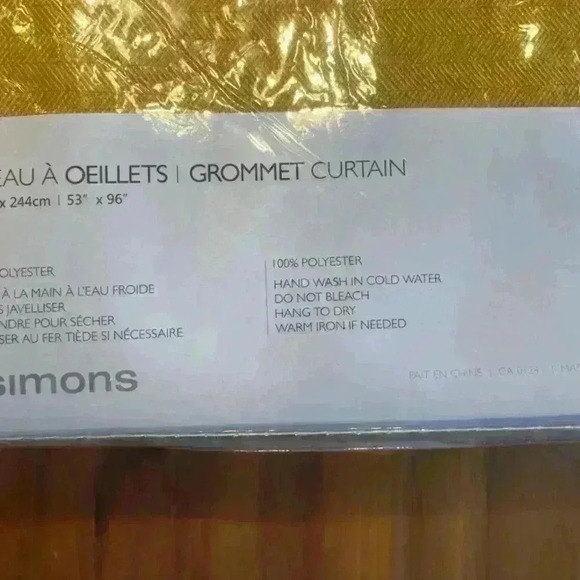 NWT GROMMET CURTAIN ***1 Panel*** - Picture 3 of 4